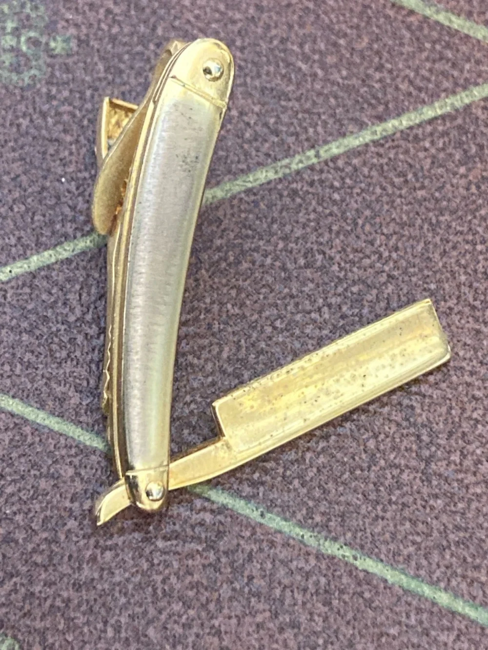 Vintage Hook-Fast Cut-Throat Razor Novelty Tie Clip